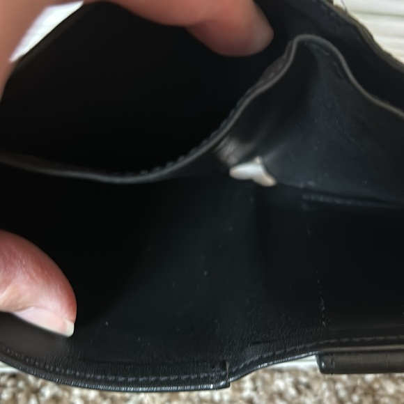 Men’s LV wallet - Picture 10 of 13